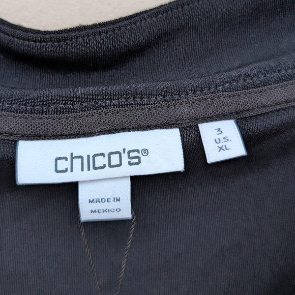 CHICOS Travelers Rhinestone V-neck Top NWT - Picture 7 of 9